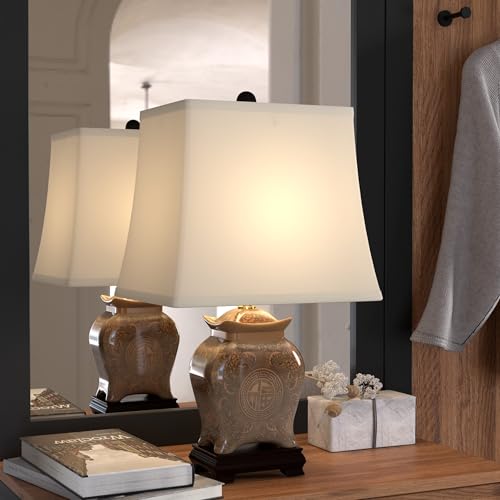 19" Black & Brown Medallions Porcelain Lamp