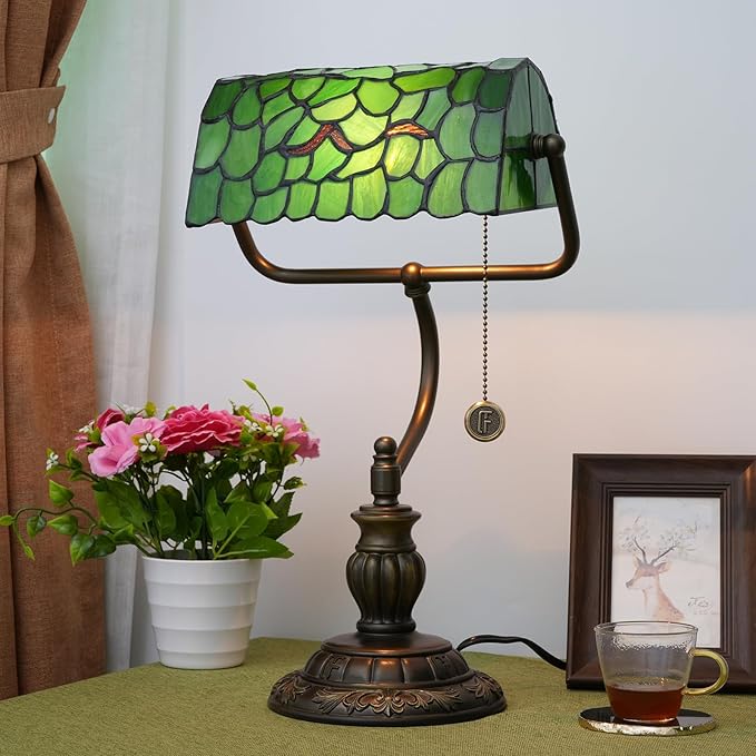 Tiffany Style Green Bankers Desk Lamp Stained Glass Lamps Tree Leaf Vintage Bedroom Bedside Study Pull Chain Reading Desk Light Retro Office Led Adjustable Nightstand Antique Accent Deskla