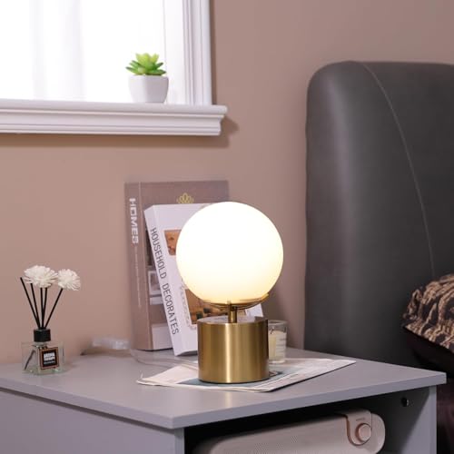 10 Inch Gold Globe Table Lamp (Gold)