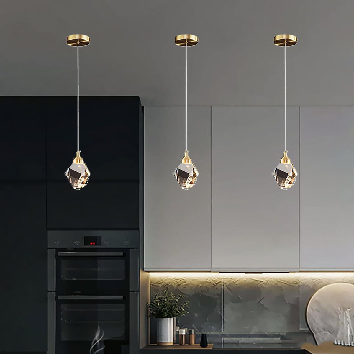 Gold Diamond Crystal Pendant Light (Gold / 1-Light)