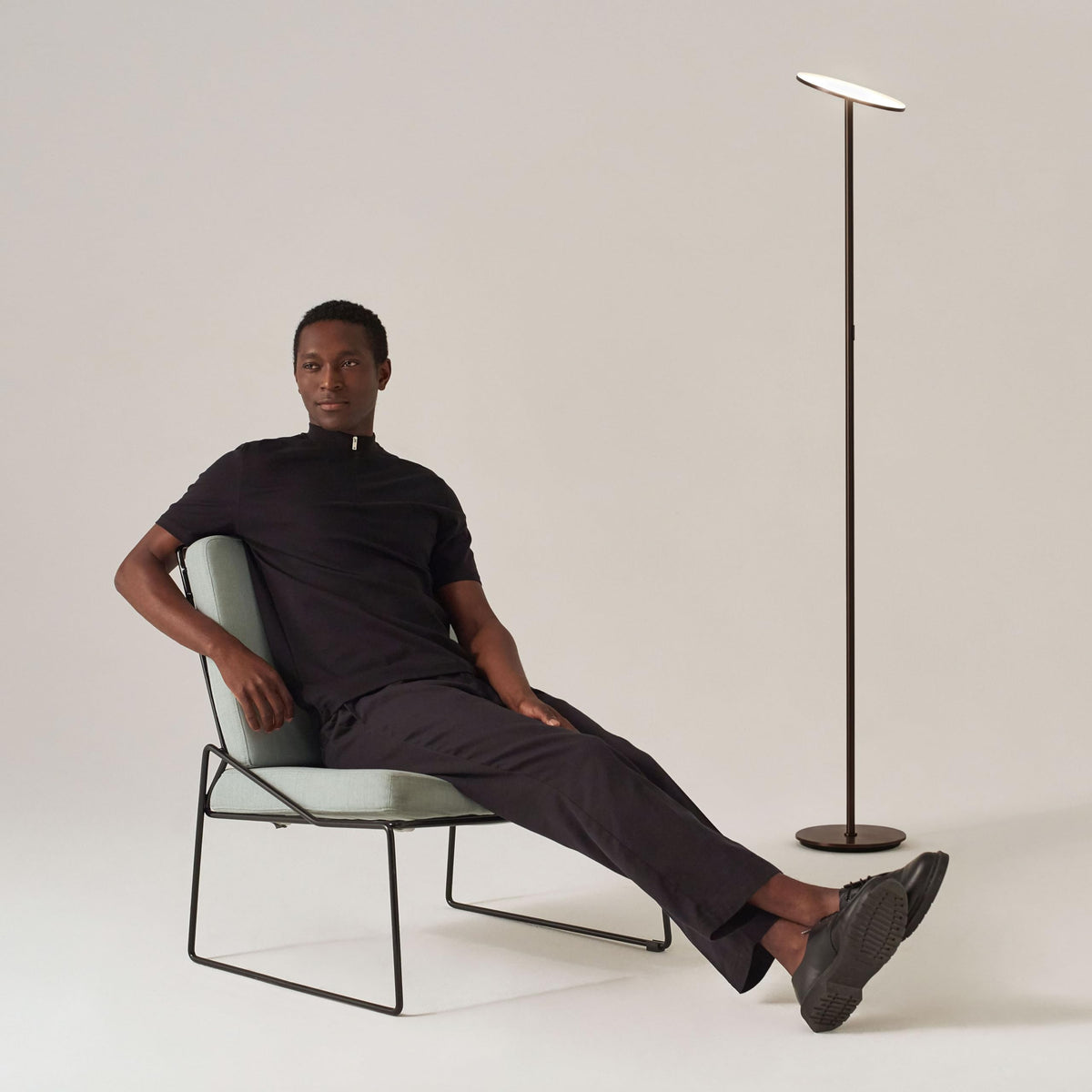 Sky Flux Dimmable LED Floor Lamp (Bronze)