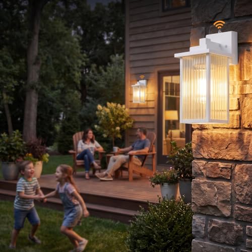 15 Inch Dusk to Dawn Outdoor Wall Light (White / 15''-1 Pack)