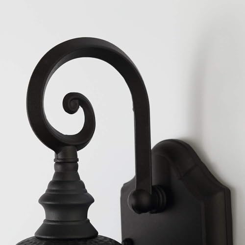 Outdoor Wall Lantern