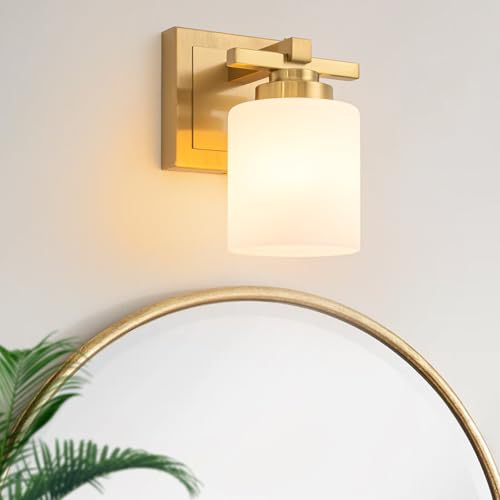 Modern Bathroom Light Fixtures Over Mirror