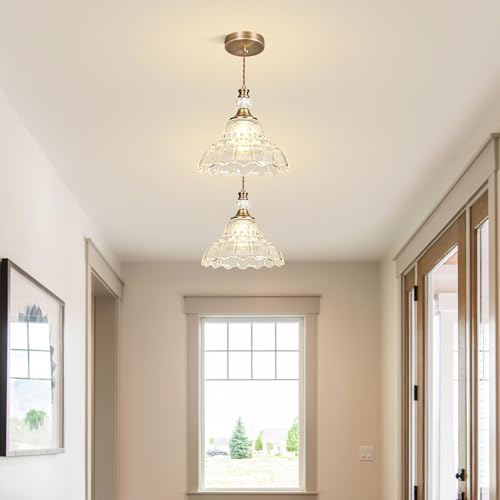 1 Piece Vintage Chandelier in Matte Antique Brass Finish with Flower (1-Light / Antique Brass)