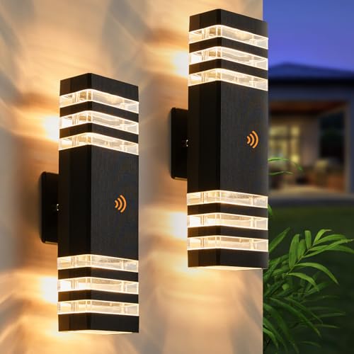 Dusk to Dawn Outdoor Lighting (2 Count)