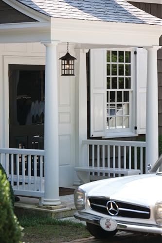 Freeport 1800OZ Small Outdoor Wall Mount Lantern