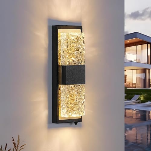 14.2" Dusk to Dawn Outdoor Wall Light