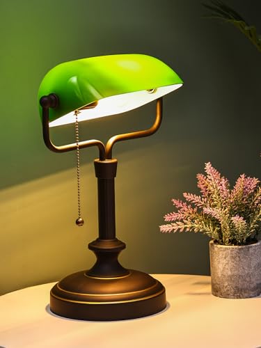 Traditional Banker's Desk Lamp with Glass Shade
