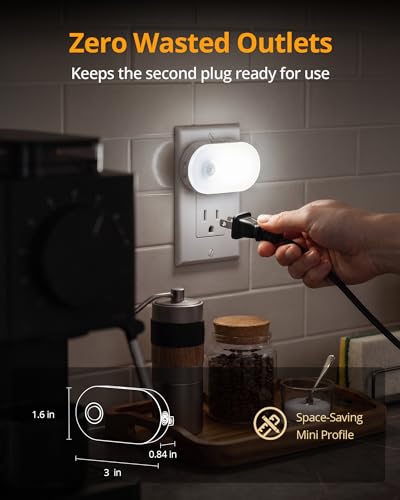 120 Lumens Ultra Bright Plug (4 Count)