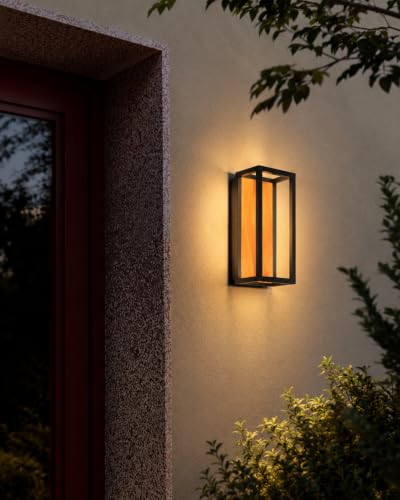 Dusk to Dawn Outdoor Wall Light (Walnut Brown)