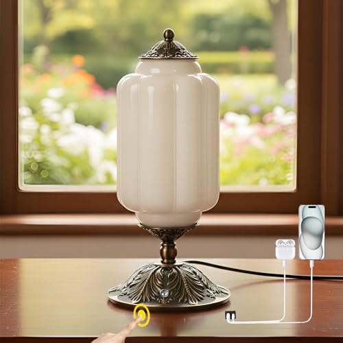Vintage Touch Bedside Table Lamp