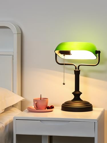 Traditional Banker's Desk Lamp with Glass Shade