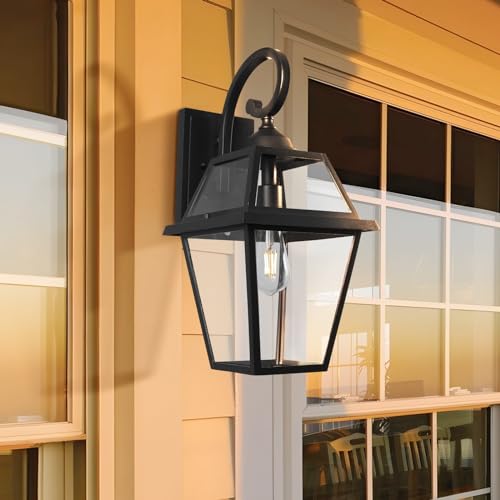 Colonial Outdoor Wall Lantern