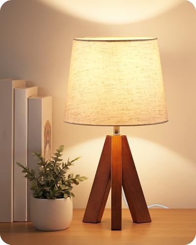 Tripod Table Lamp