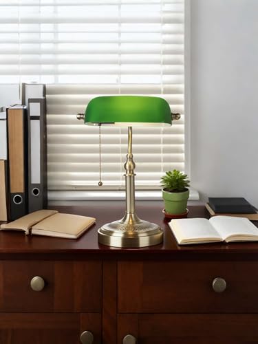 Green Glass Bankers Desk Lamp with Pull Chain Switch Plug in