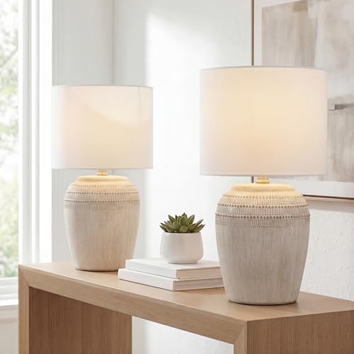 Hugo 16.75" Reeded Ceramic Table Lamp (2 Count)