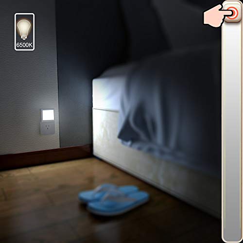 Plug in Led Night Light with Auto Dusk to Dawn Sensor (2 Count)