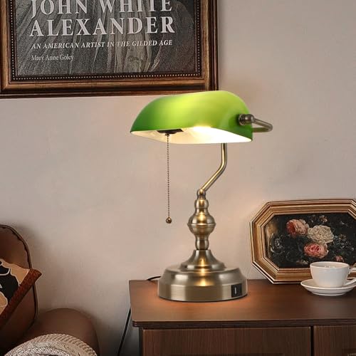 Green Glass Banker's Desk Lamp