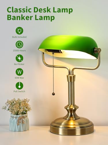 Traditional Banker's Desk Lamp with Glass Shade