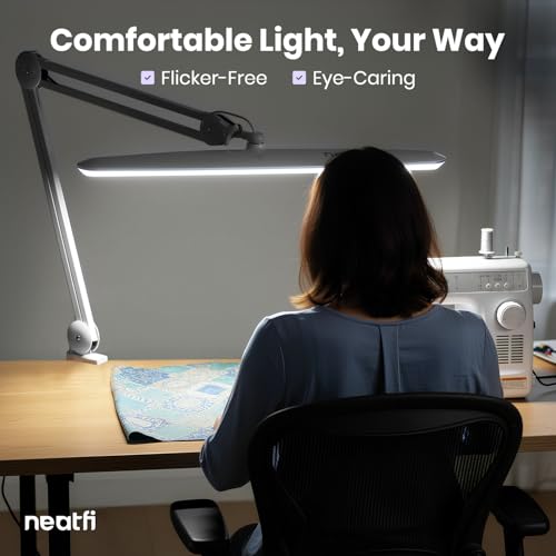 XL 2 200 Lumens 20W LED Task Lamp