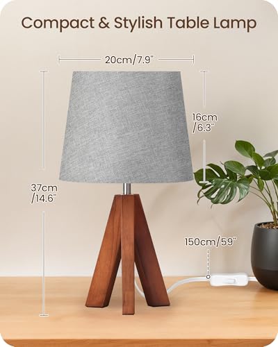 Tripod Table Lamp