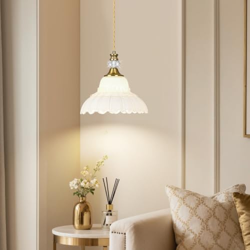 1 Piece Vintage Chandelier in Brushed Gold Finish with White Flower (1-Light / Gold and White)