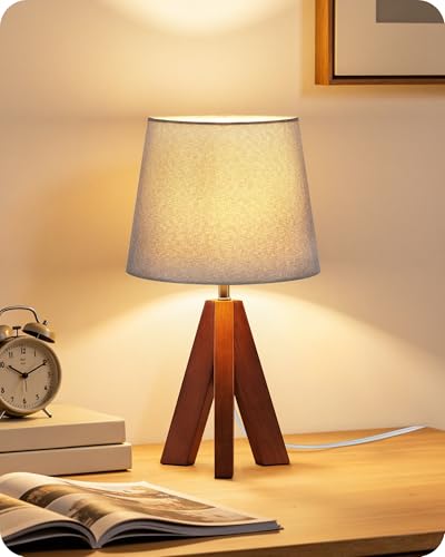Tripod Table Lamp