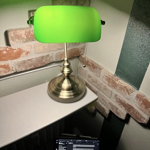 Green Glass Bankers Desk Lamp