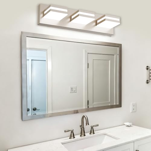 Bathroom Lights Fixtures Over Mirror
