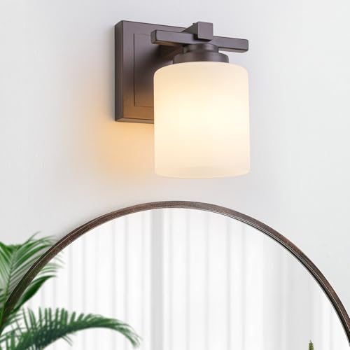 Modern Bathroom Light Fixtures Over Mirror
