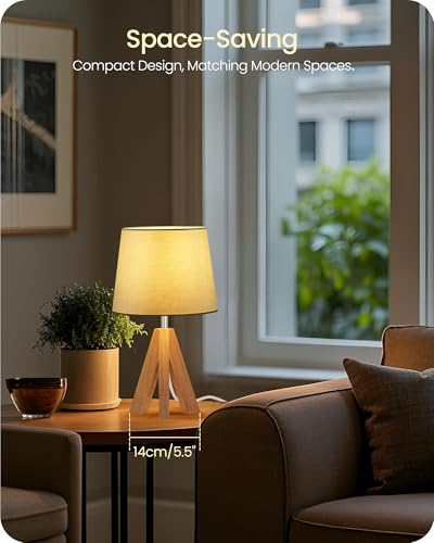 Tripod Table Lamp
