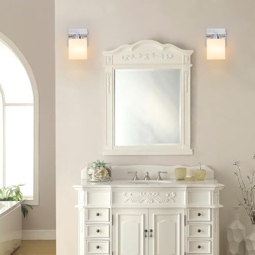 Modern Bathroom Light Fixtures Over Mirror