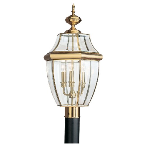 Lancaster 3 Light Post Lantern in Polished Brass