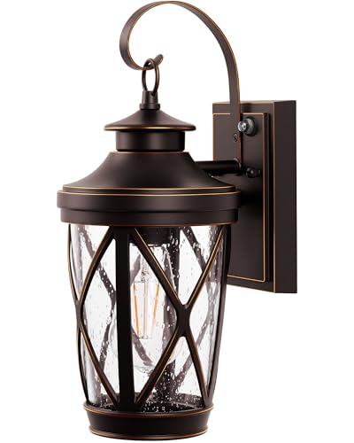 Dusk to Dawn Outdoor Light Fixture (Oil Rubbed Bronze (Gold Trim) / D2D 1-Pack)