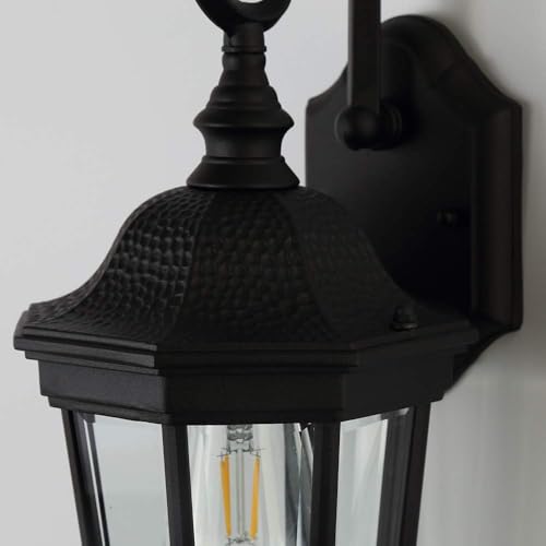 Outdoor Wall Lantern