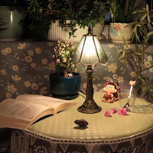 Tiffany Style Table Lamp Green Diamond Stained Glass Lamp 14 Inch