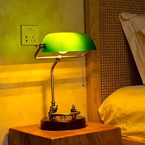 Bankers Lamp Traditional Green Glass Desk Lamp Solid Wood Pull Chain Switch