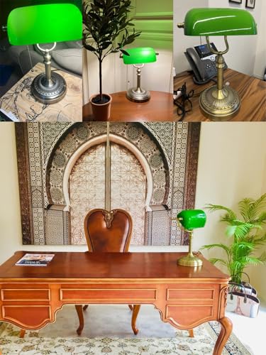 Green Glass Bankers Desk Lamp with Pull Chain Switch Plug in Fixture