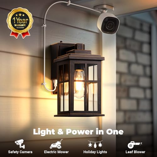 Dusk to Dawn Outdoor Light with Outlet