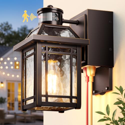 Bronze Exterior Lighting Fixtures with GFCI Outlet (Oil-Rubbed Bronze / Motion Sensor 1-Pack)