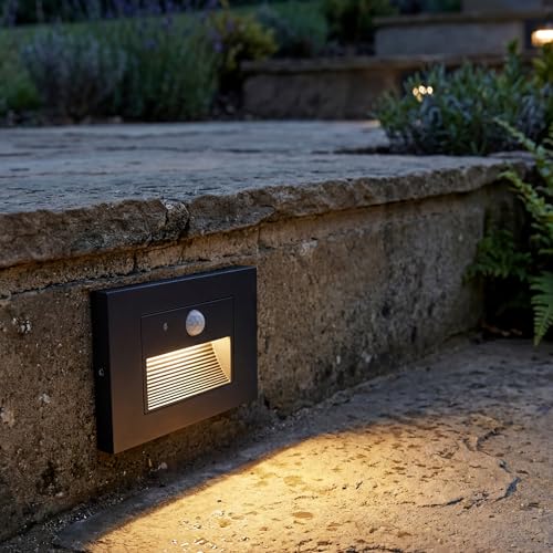 Horizontal LED Motion Sensor Step Light (2 Count)