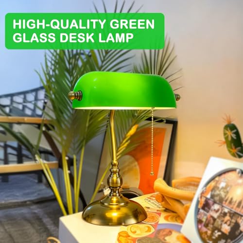 Classic Banker's Desk Lamp