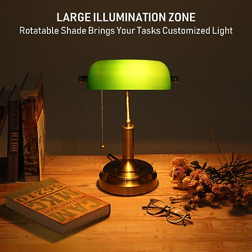 Green Glass Bankers Desk Lamp with Pull Chain