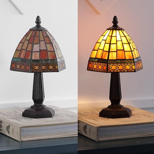 Carter Tiffany Style Stained Glass Table Lamp 12"