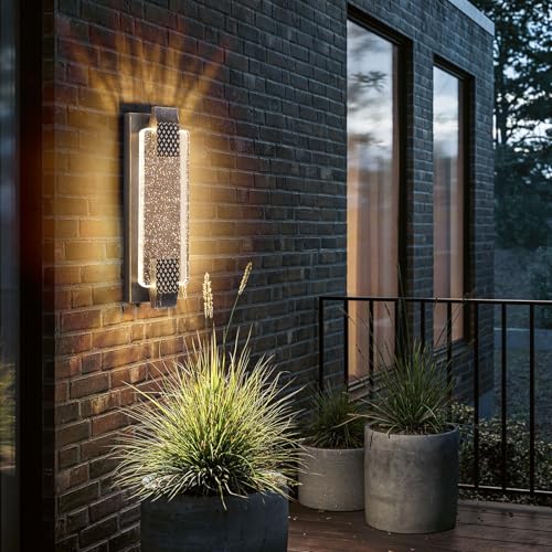 Dusk to Dawn Outdoor Wall Light