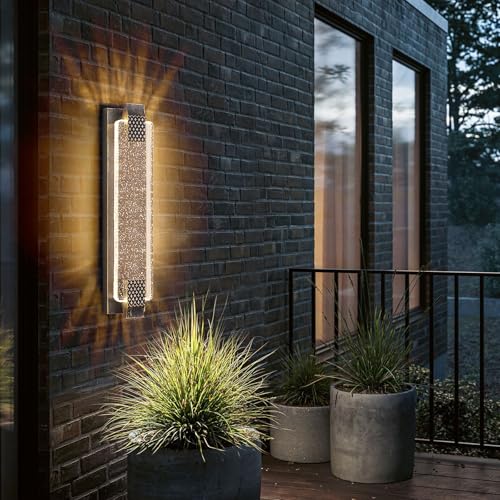 Dusk to Dawn Outdoor Wall Light