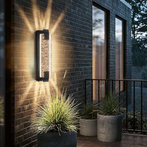 Dusk to Dawn Outdoor Wall Light