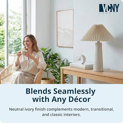 18 in Ivory Ceramic Table Lamp