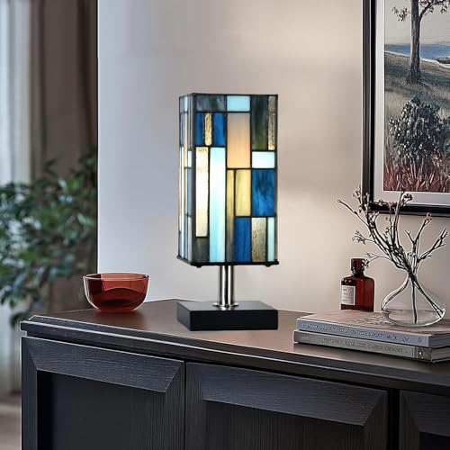 TL0036 Small Tiffany Style Table Lamp